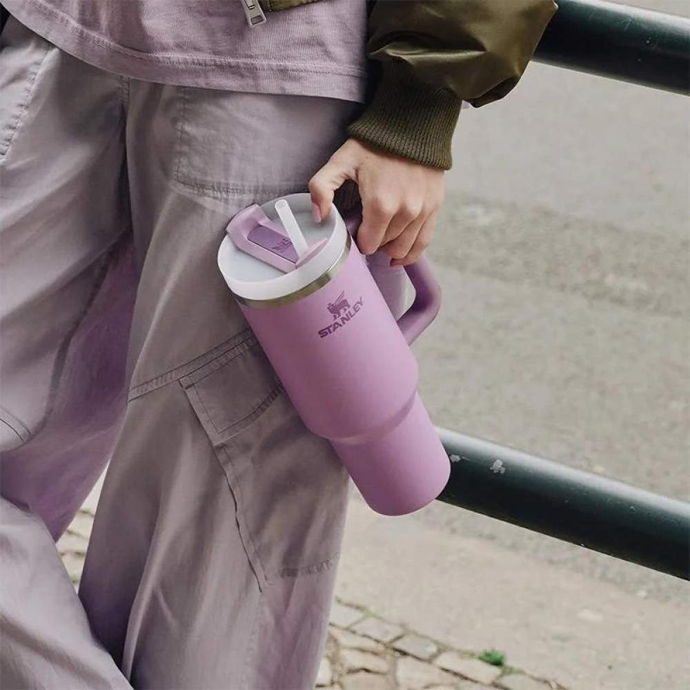 Stanley Quencher 1.18 L Lila Pipetli Termos Bardak Stanley Quencher 1.18 L Lila Pipetli Termos Bardak