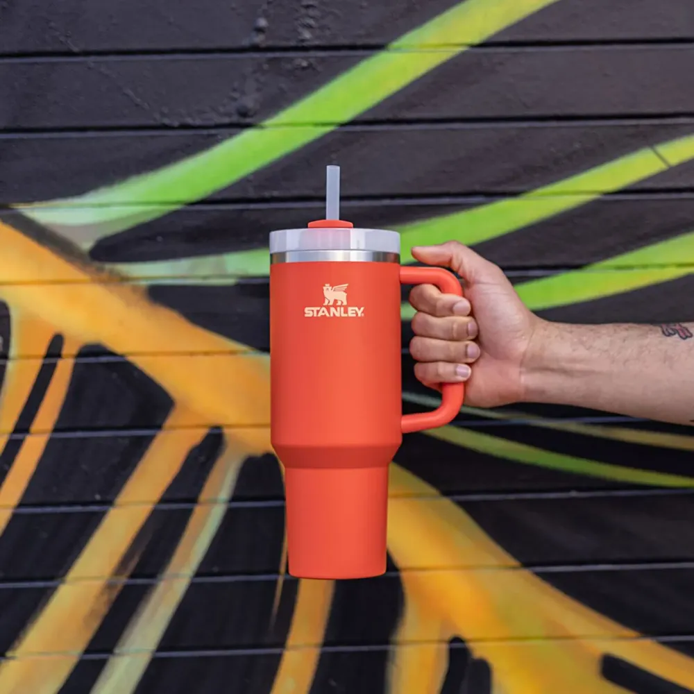 Stanley Quencher 1.18 L Turuncu Pipetli Termos Stanley Quencher 1.18 L Turuncu Pipetli Termos