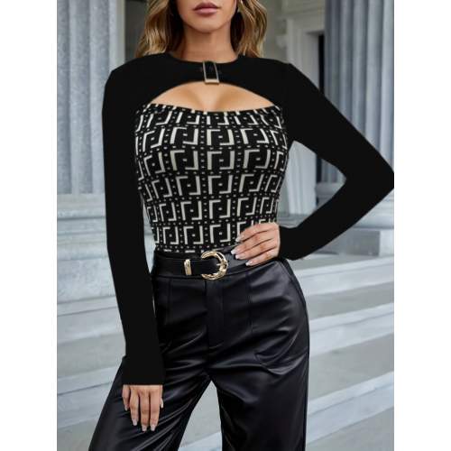 Kadın Uzun Kollu Bisiklet Yaka Göğüs Dekolte Ve Toka Detay Dalgıç Bluz Kadın Uzun Kollu Bisiklet Yaka Göğüs Dekolte Ve Toka Detay Dalgıç Bluz
