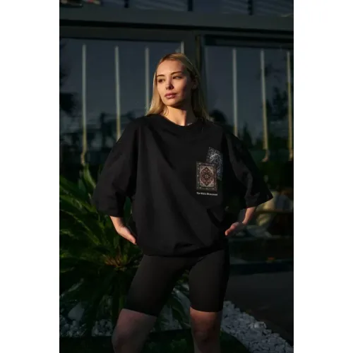 Unisex Bisiklet Yaka Baskılı Oversize T-Shirt - Siyah