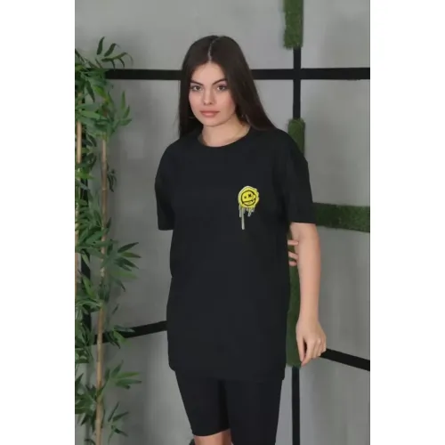 Unisex Bisiklet Yaka Baskılı Oversize T-Shirt - Siyah Unisex Bisiklet Yaka Baskılı Oversize T-Shirt - Siyah