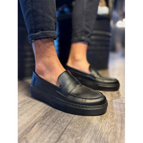 Günlük Klasik Ayakkabı  Siyah (Siyah Taban) Günlük Klasik Ayakkabı  Siyah (Siyah Taban)