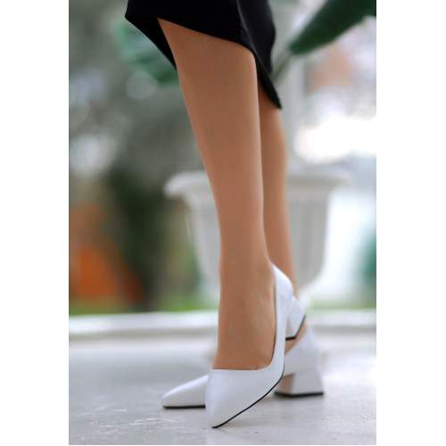 Beyaz Cilt Topuklu Ayakkabı